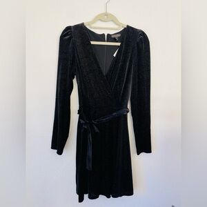 NWT - AQUA Black Velvet Glitter-Dot Long Sleeve Wrap Mini Dress Size Medium